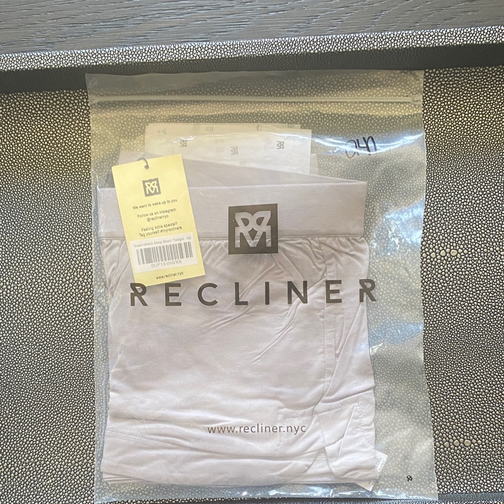 NWT Recliner sleep short twilight XS